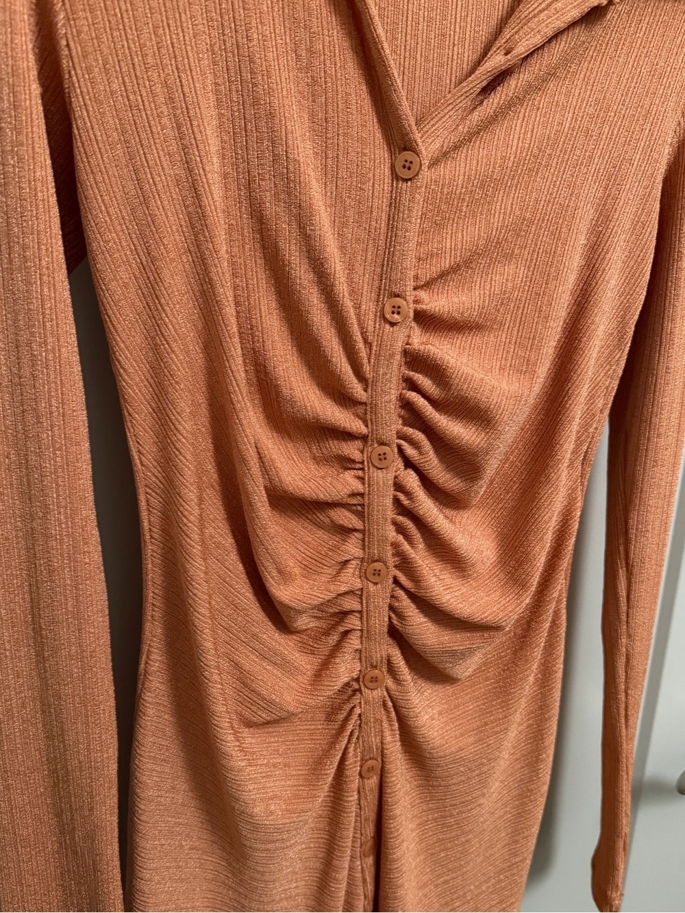 NA-KD Ruched Ribbed Button Front Mini Dress - Picture 5 of 7